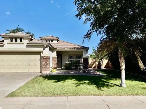 2584 E DEL RIO Court, Gilbert, AZ 85295