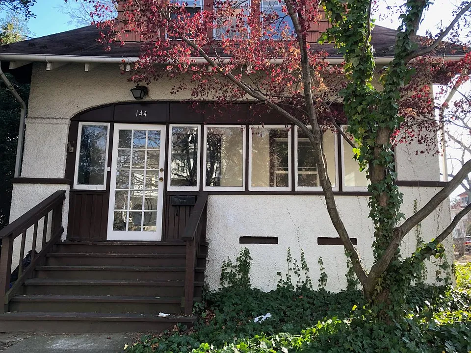 144 Fern Ave