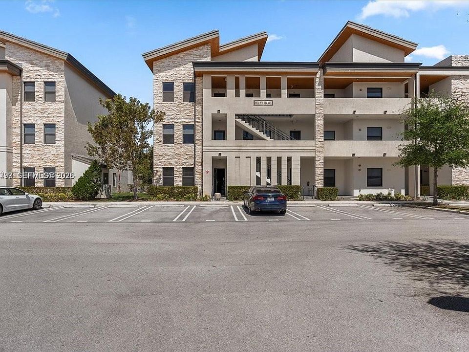 1st image of 8031 NW 104th Ave APT 31