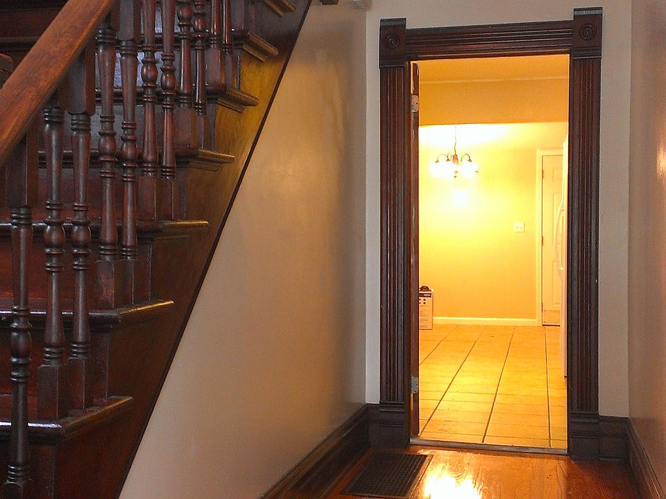 1st image of 267 Orchard St