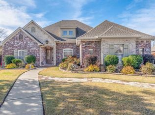 1105 Applewood Dr, Conway, AR 72034