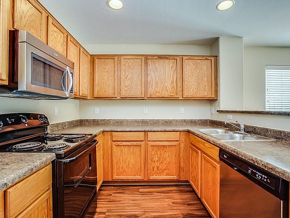 3rd image of 1897 W Appaloosa Way