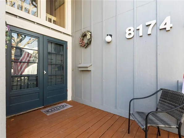 8174 Halsey St, Lenexa, KS 66215