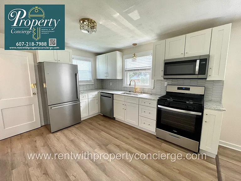 211 Central Ave — Photo 10