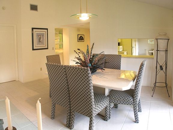4th image of 248 Fairway Cir #85