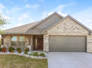 2101 Blakely Ct, Fort Worth, TX 76134