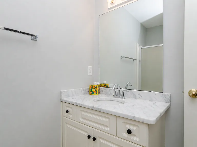 717 Sloop Pointe Ln — Photo 10