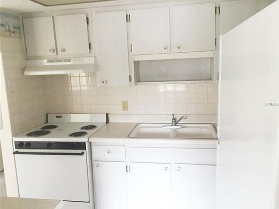5th image of 821 Patricia Ave APT 307