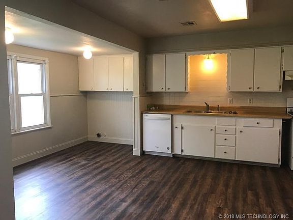 5th image of 339 W Fillmore Ave
