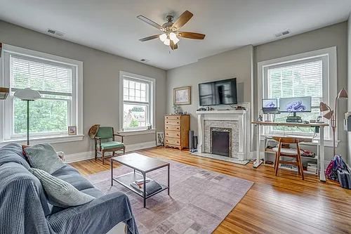 425 N Arthur Ashe Blvd #7 Photo 1
