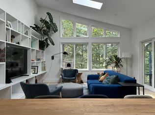 45 Skyland Cir, Asheville, NC 28804