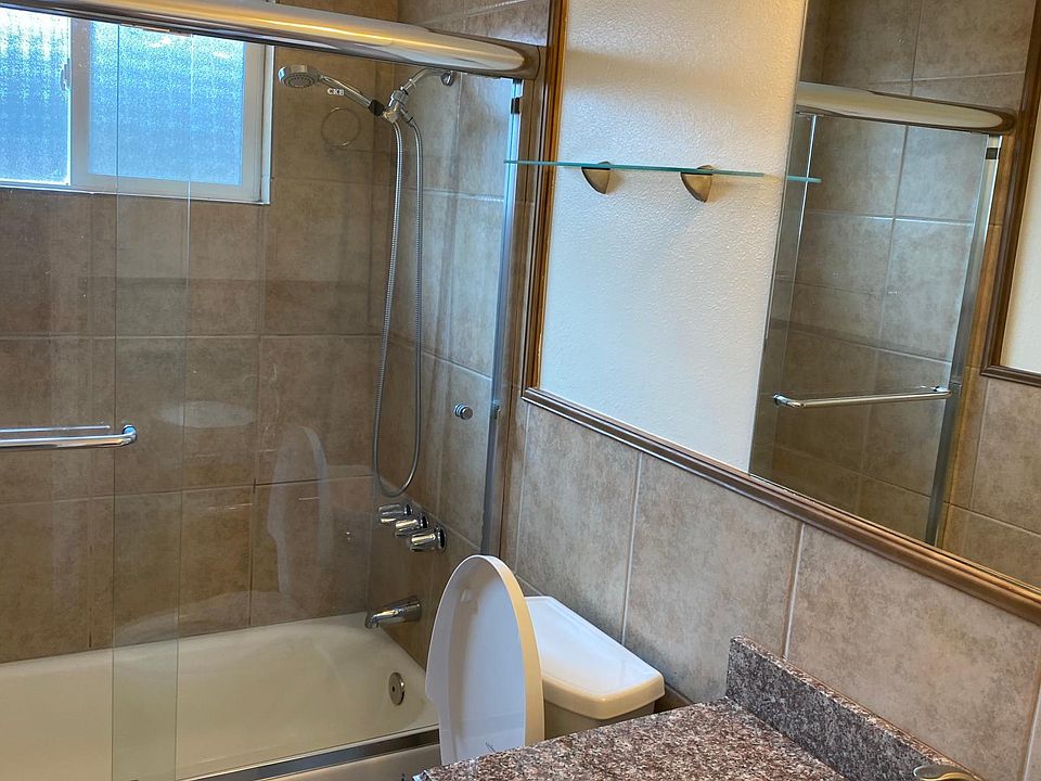 1st image of 1016 Jones Ct