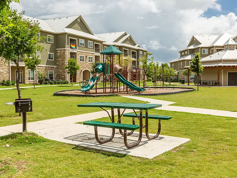 Freedom Hills Ranch Apartments — Photo 107