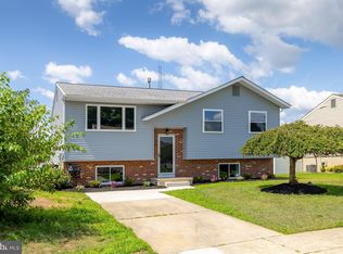 29 Briar Creek Rd, Sicklerville, NJ 08081