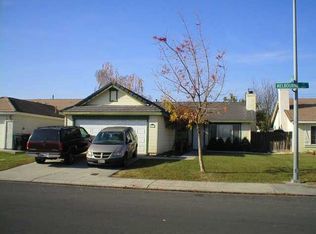 417 Melbourne Dr, Modesto, CA 95357