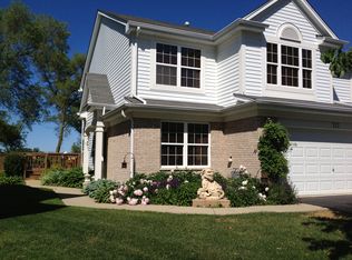 712 E Bayou Ct, Fox Lake, IL 60020