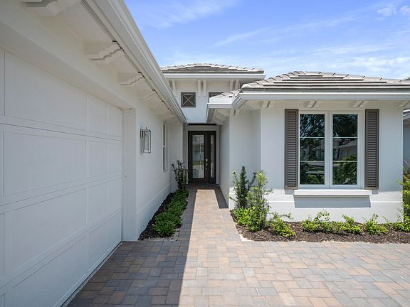 3rd image of 1810 Arawak Street