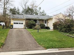 417 Kathleen Dr, Endwell, NY 13760