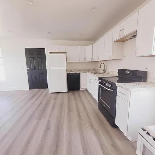 7263 W College Dr Photo 1