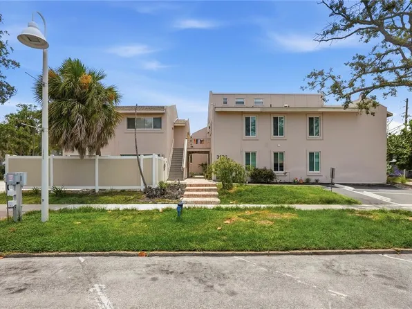 3120 Beach Blvd S APT 1, Gulfport, FL 33707