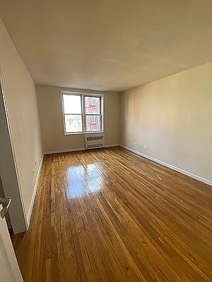 5th image of 34-20 Parsons Blvd #5H