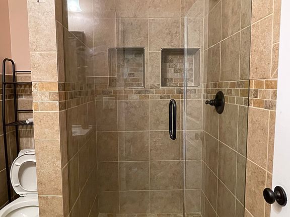 3rd image of 2259 Cameo Ct #B