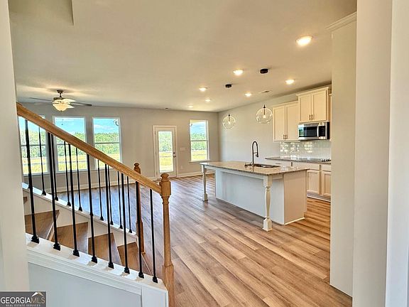 6th image of this home