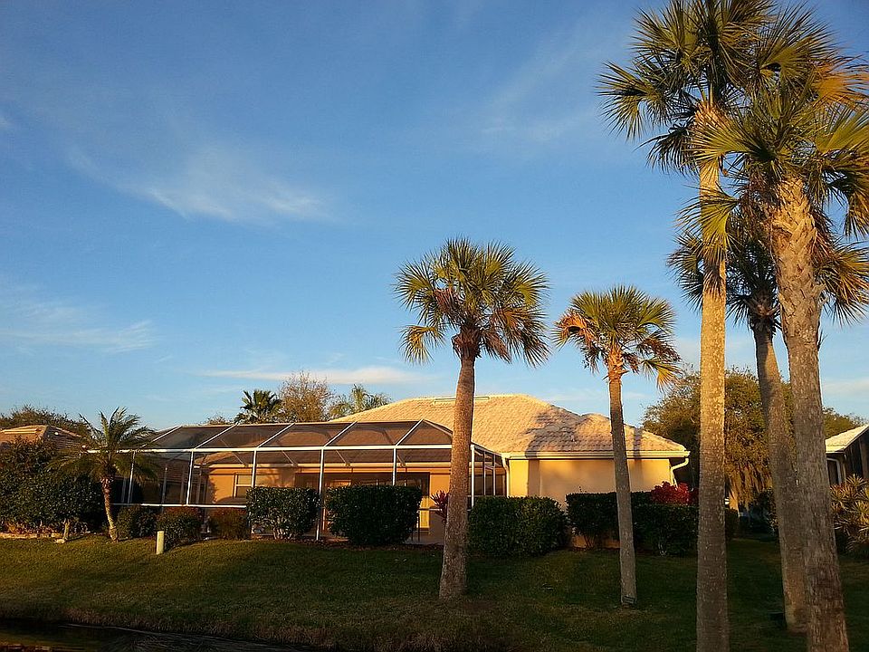 1st image of 6633 Deering Cir