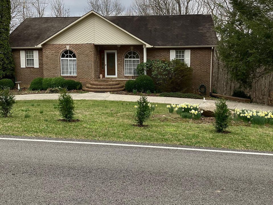 1st image of 420 Snead Dr