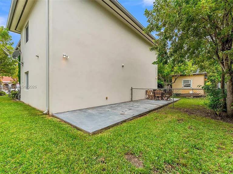 1029 SW 11th Ave #0 — Photo 38