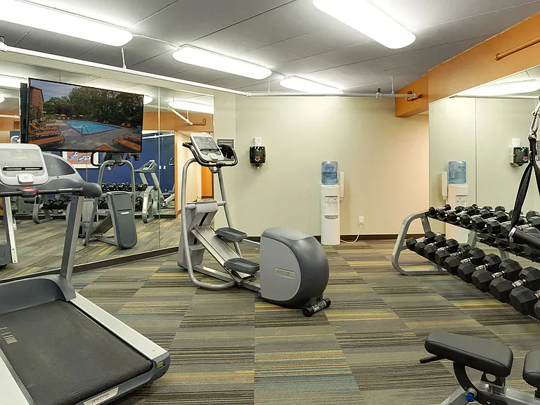Park Pointe — Photo 12