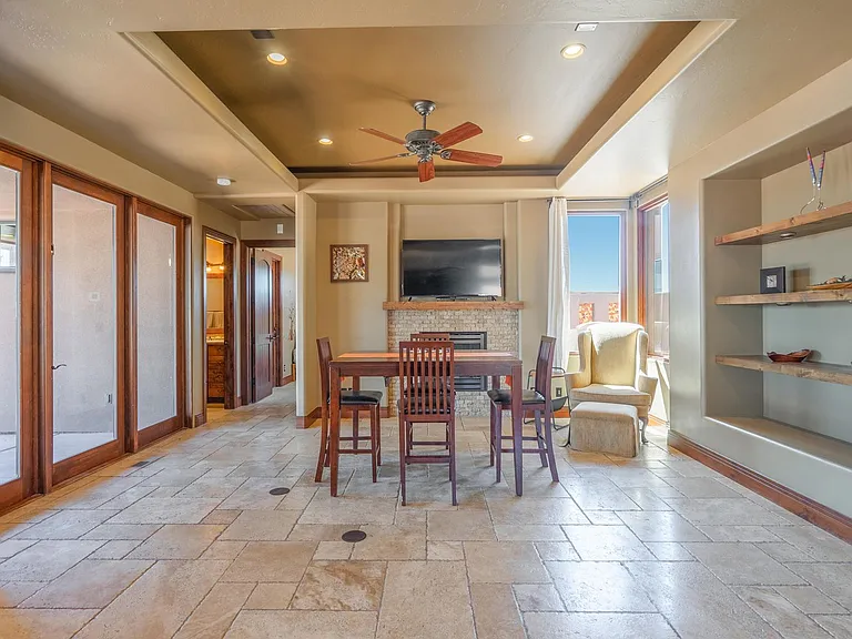 1637 N Olla Cir — Photo 44