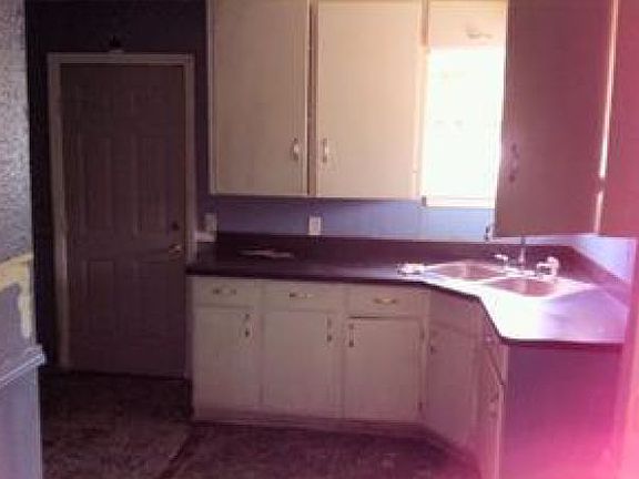 4th image of 7446 Mary Dan Dr