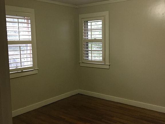 Back bedroom. Has closet not shown