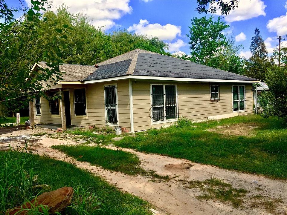 1st image of 2906 Brackenridge St