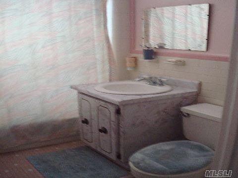 5th image of 10636 95th St