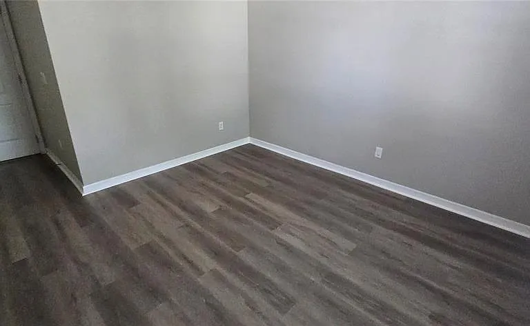 7564 Bishop Square Dr — Photo 7