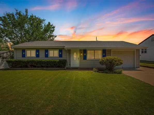 872 Hill Ct, Arnold, MO 63010