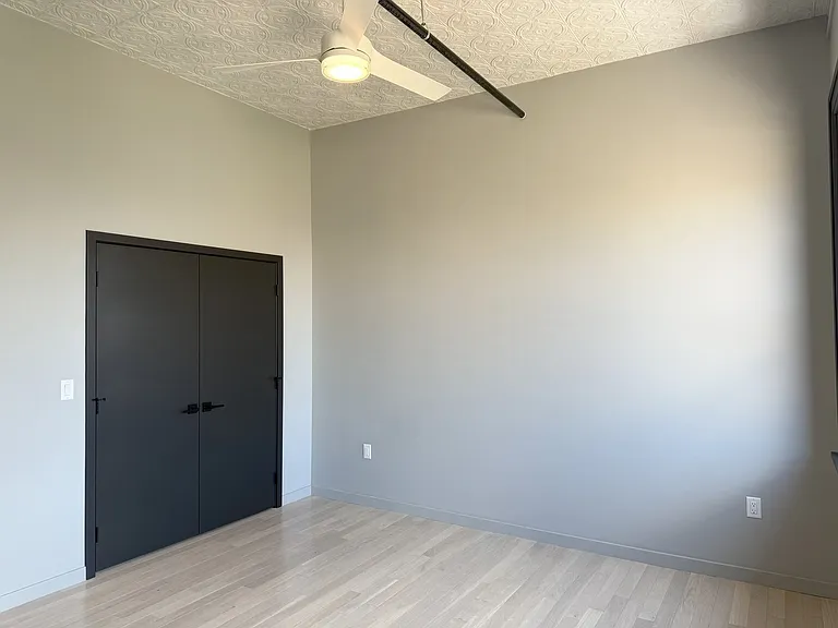799 Main St #401 — Photo 8