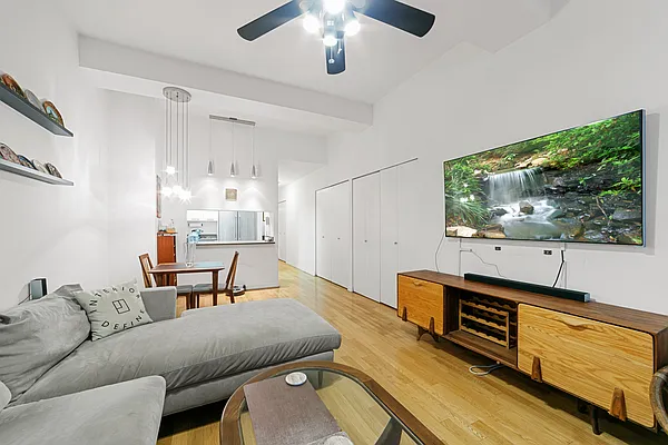 Sold by MNS | media 7