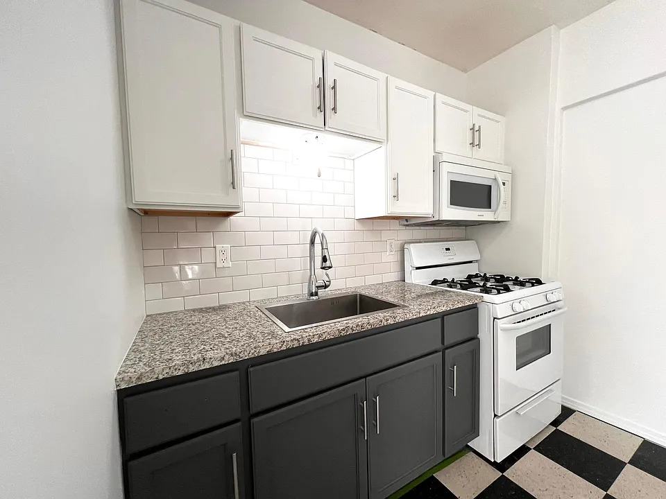 417 S Madison Ave #C