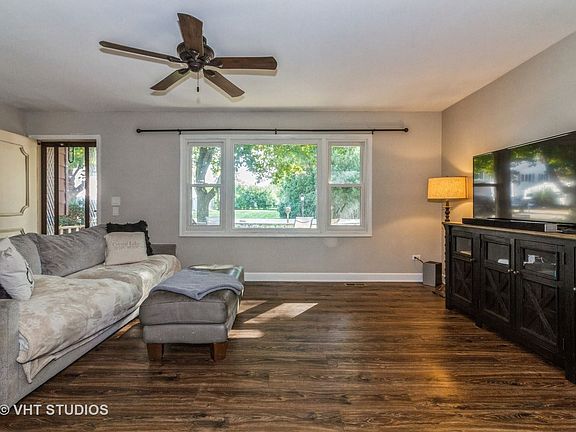 2nd image of 6805 Rose Ave