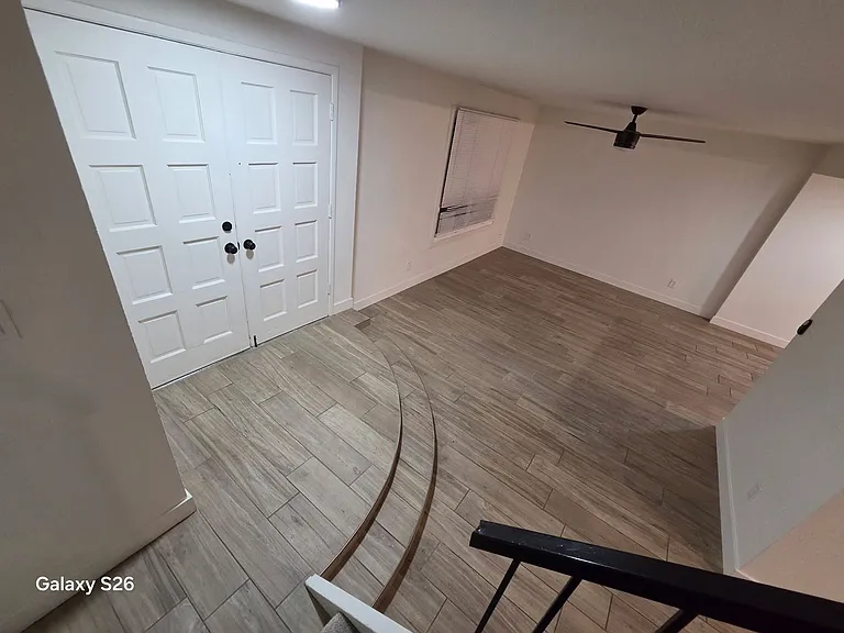 4030 N Granite Reef Rd — Photo 5