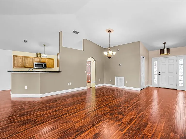 17029 Torvest Ct — Photo 11