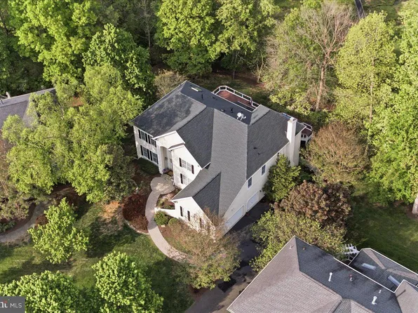 19586 Saratoga Springs Pl, Ashburn, VA 20147