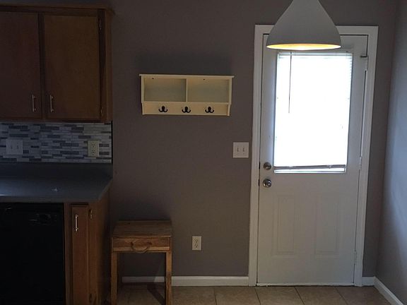 4th image of 1417 Bradyville Pike APT B