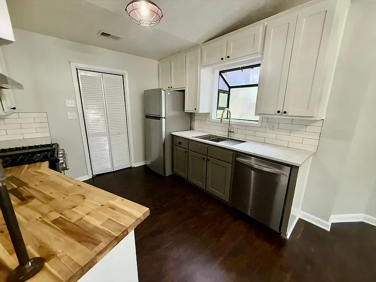 1791 Tessa Ct — Photo 8