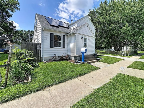 2nd image of 628 Cedar St