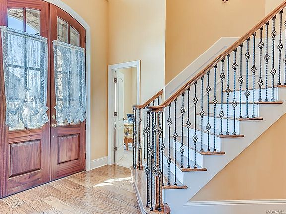 3rd image of 7066 Old Southwick Pl