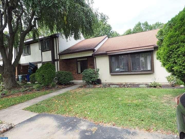 1st image of 5411 Doral Dr